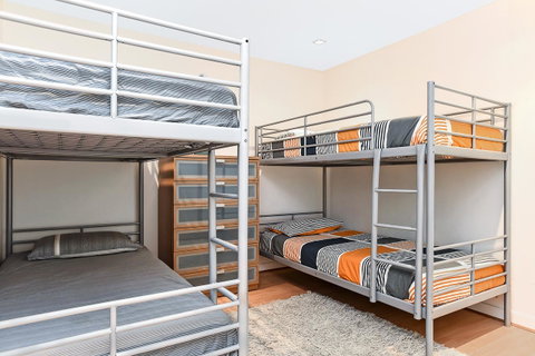 Breeze Beachfront Apartment - Accommodation in Brisbane 17