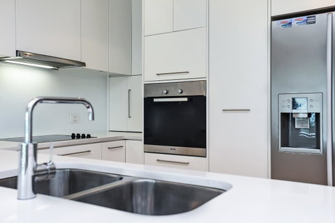 Breeze Beachfront Apartment - Accommodation in Brisbane 8