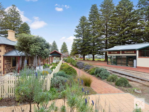 Breeze Beachfront Apartment - Accommodation in Brisbane 35