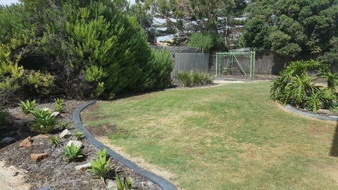 Beachside Escape On The Esplanade - Accommodation in Brisbane 12