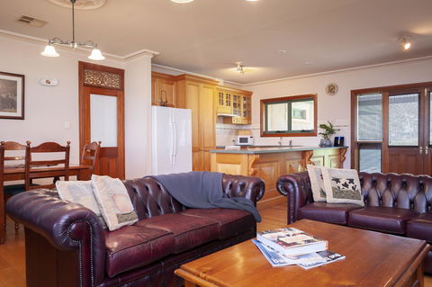 Angaston Saleyards Luxury Accommodation - Accommodation in Brisbane 5