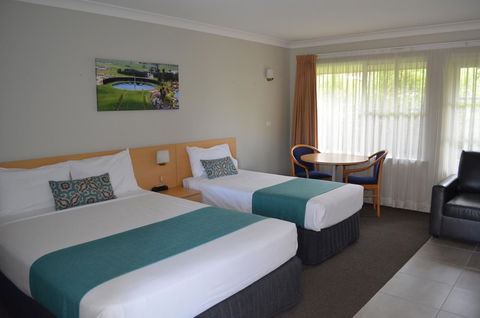 Bathurst Motor Inn - Accommodation in Brisbane 18