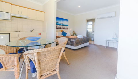 The Bluff Resort Apartments - Accommodation in Brisbane 7