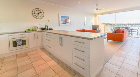 The Bluff Resort Apartments - Accommodation in Brisbane 17