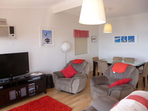 Seascape - Accommodation in Brisbane 7