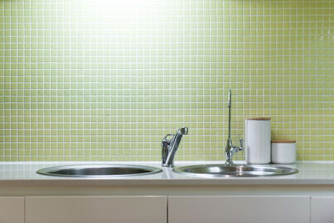 Beachside Luxury & Comfort, Ocean Views In Glenelg - Accommodation in Brisbane 16