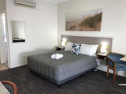 Robetown Motor Inn & Apartments - Accommodation in Brisbane 25