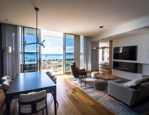 Penthouse On The Promenade - Accommodation in Brisbane 0