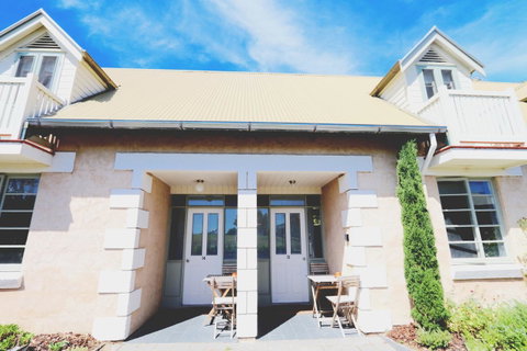 Caledonian Inn - Accommodation in Brisbane 10