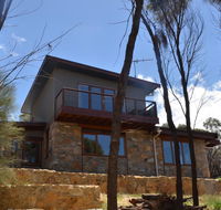 Of Stone and Wood Guesthouse - Accommodation in Brisbane
