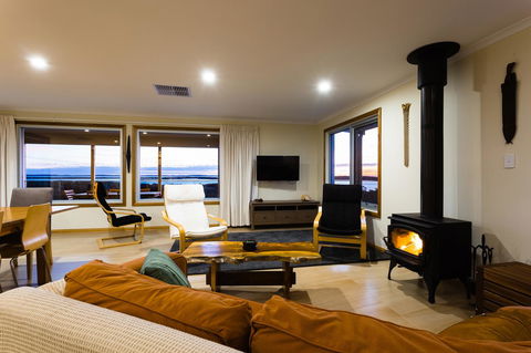 Southern Ocean Lookout - Accommodation in Brisbane 7