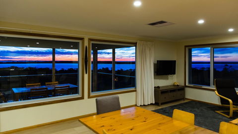 Southern Ocean Lookout - Accommodation in Brisbane 14