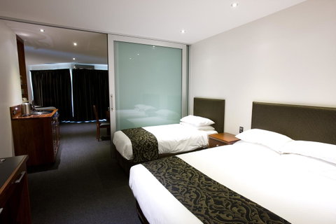 The Commodore - Accommodation in Brisbane 9