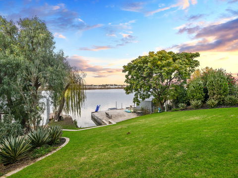 Muse On The Murray - Accommodation in Brisbane 11
