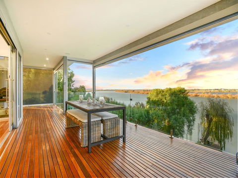 Muse On The Murray - Accommodation in Brisbane 28