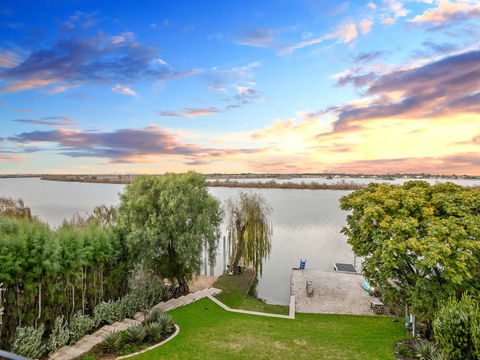 Muse On The Murray - Accommodation in Brisbane 14