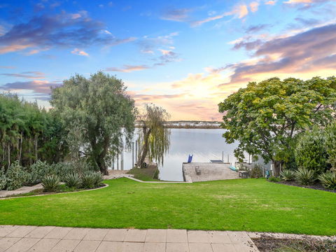 Muse On The Murray - Accommodation in Brisbane 12