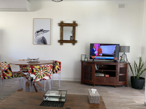 Sunshine Four - Accommodation in Brisbane 4