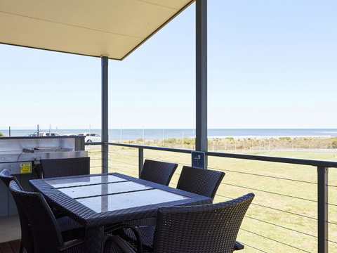 NRMA Victor Harbor Beachfront Holiday Park - Accommodation in Brisbane 35