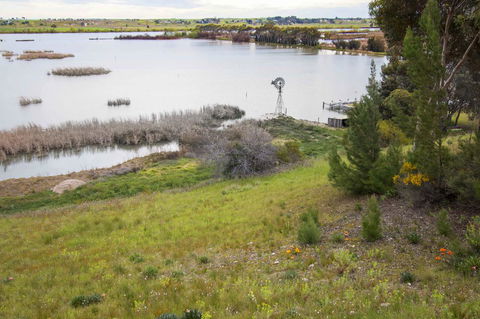 Limestone Ridge - Accommodation in Brisbane 17