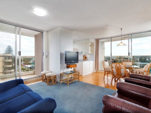 Ebbtide 25 - Accommodation in Brisbane 2