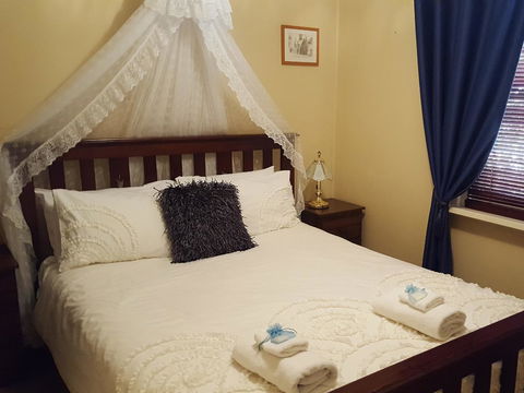 Ruby\'s Cottage - Accommodation in Brisbane 10