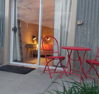 Desert Gum Retreat Gough St - Accommodation in Brisbane