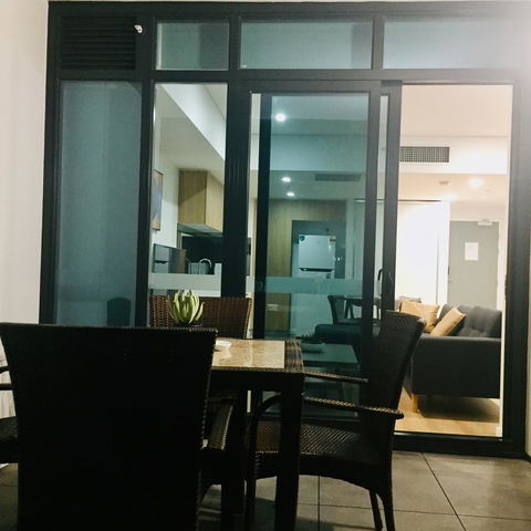 Mid City Apartment - Accommodation in Brisbane 10