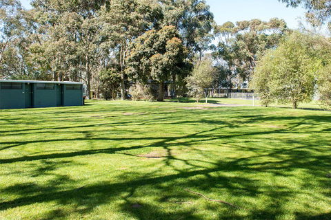 Kalganyi Holiday Park - Accommodation in Brisbane 4