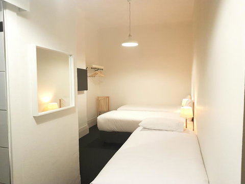 Ambassadors Hotel - Accommodation in Brisbane 3
