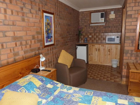 Wintersun Motel - Accommodation in Brisbane 8