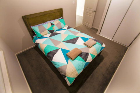 Serene Shores - Accommodation in Brisbane 7