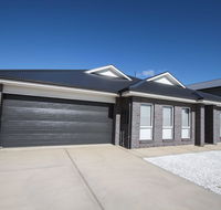 Serene Shores - Accommodation in Brisbane