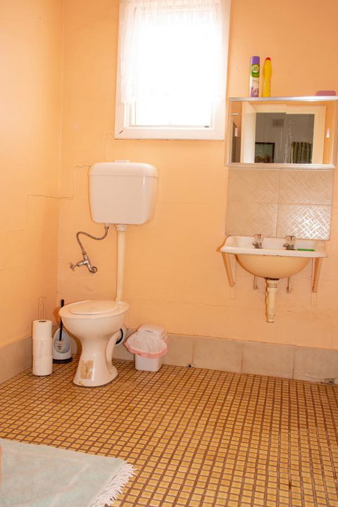 Kimba Units - Accommodation in Brisbane 22