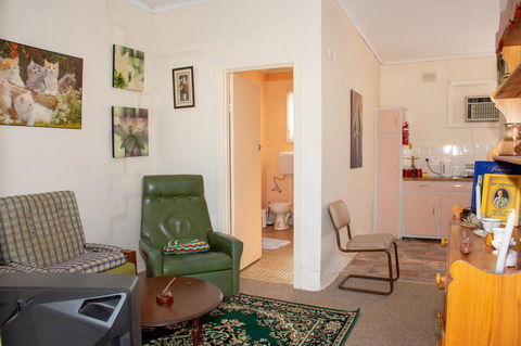 Kimba Units - Accommodation in Brisbane 17