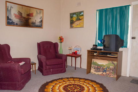 Kimba Units - Accommodation in Brisbane 9