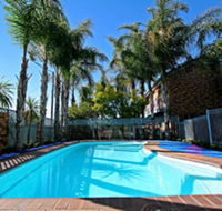 Cattlemans Country Motor Inn  Serviced Apartments - Accommodation in Brisbane