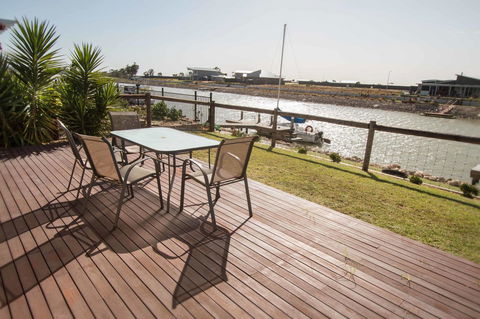 Waterfront On Jefferson, At Wellington Marina, SA - Accommodation in Brisbane 0