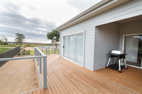 Wellington Lake Retreat - Accommodation in Brisbane 9