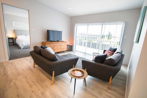 Wellington Lake Retreat - Accommodation in Brisbane 4