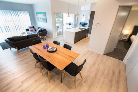 Wellington Lake Retreat - Accommodation in Brisbane 0