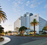 Crown Promenade Perth - Accommodation in Brisbane