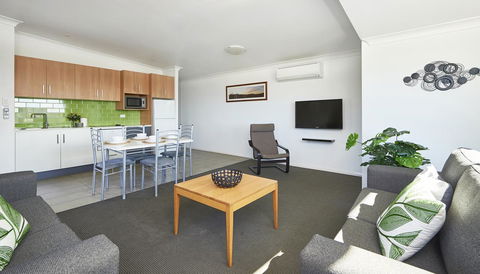 Harbour View Apartments - Accommodation in Brisbane 5