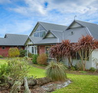 Glenelg on King Bed  Breakfast - Accommodation in Brisbane