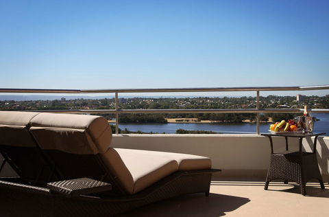 Residence On Langley Park - Accommodation in Brisbane 19