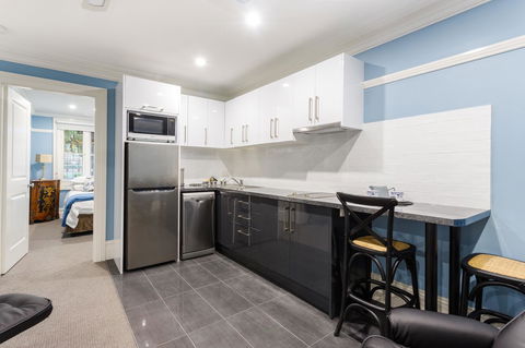 Blue Door Apartments - Accommodation in Brisbane 3