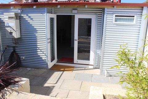 Captain\'s Heritage Cottage - Central Fremantle 2 Bedroom Historic Cottage - Accommodation in Brisbane 15