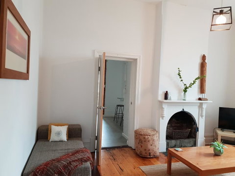 Captain\'s Heritage Cottage - Central Fremantle 2 Bedroom Historic Cottage - Accommodation in Brisbane 4