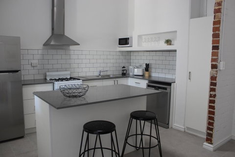Captain\'s Heritage Cottage - Central Fremantle 2 Bedroom Historic Cottage - Accommodation in Brisbane 5