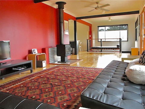 Pendeli Beach House - Accommodation in Brisbane 0